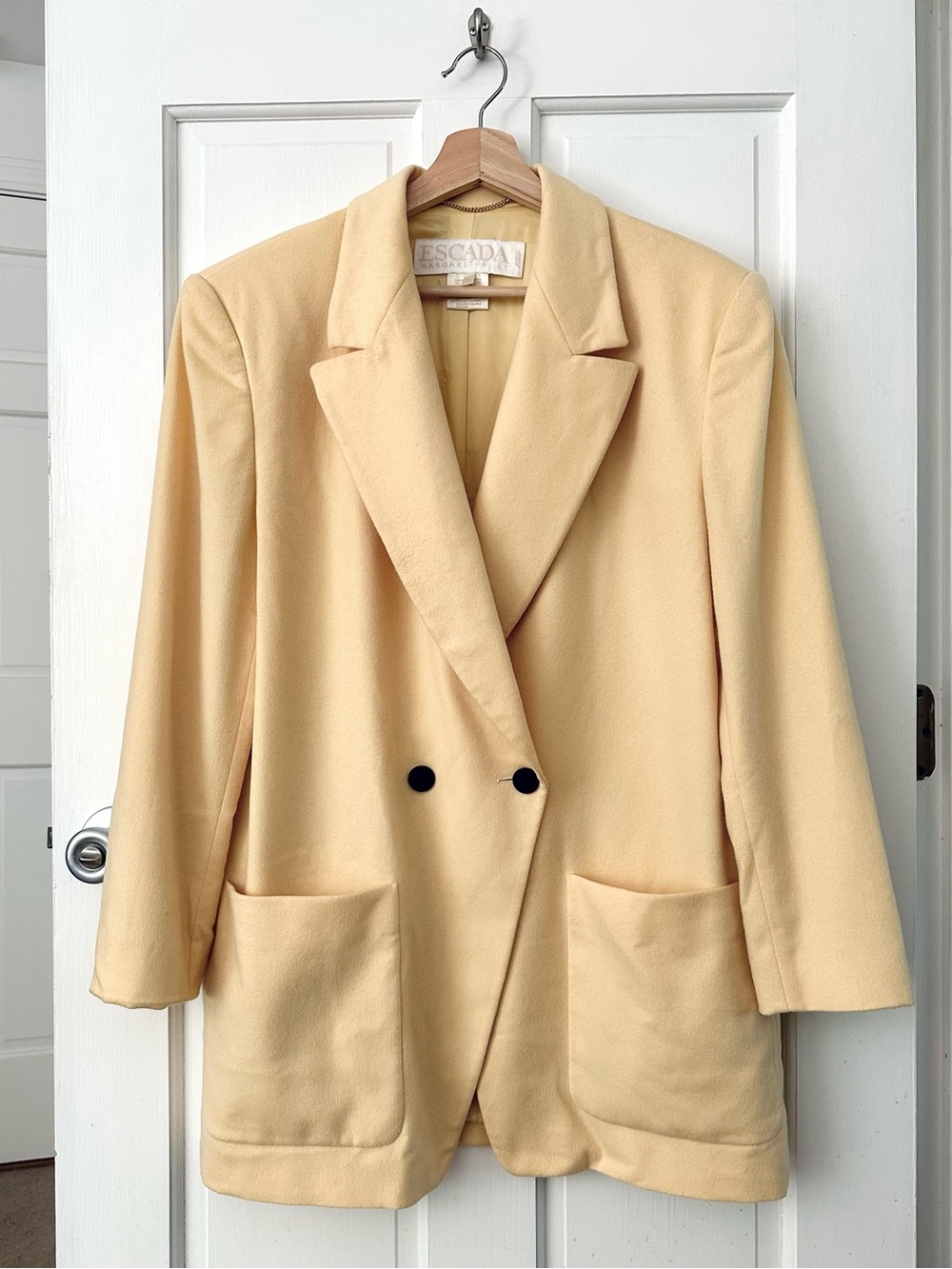 ESCADA Margaretha Ley Vintage Butter Yellow Belted Blazer Wool Cashmere 42 / 12 - Picture 2 of 14